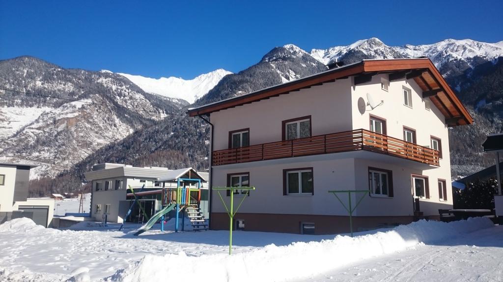 Haus Attos Apartment Umhausen Ngoại thất bức ảnh